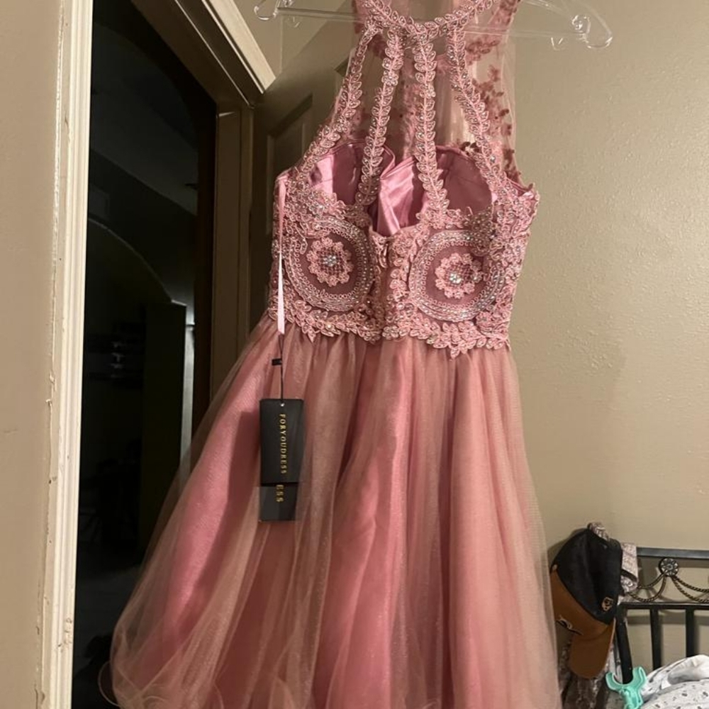 New - Picture 2 of 2